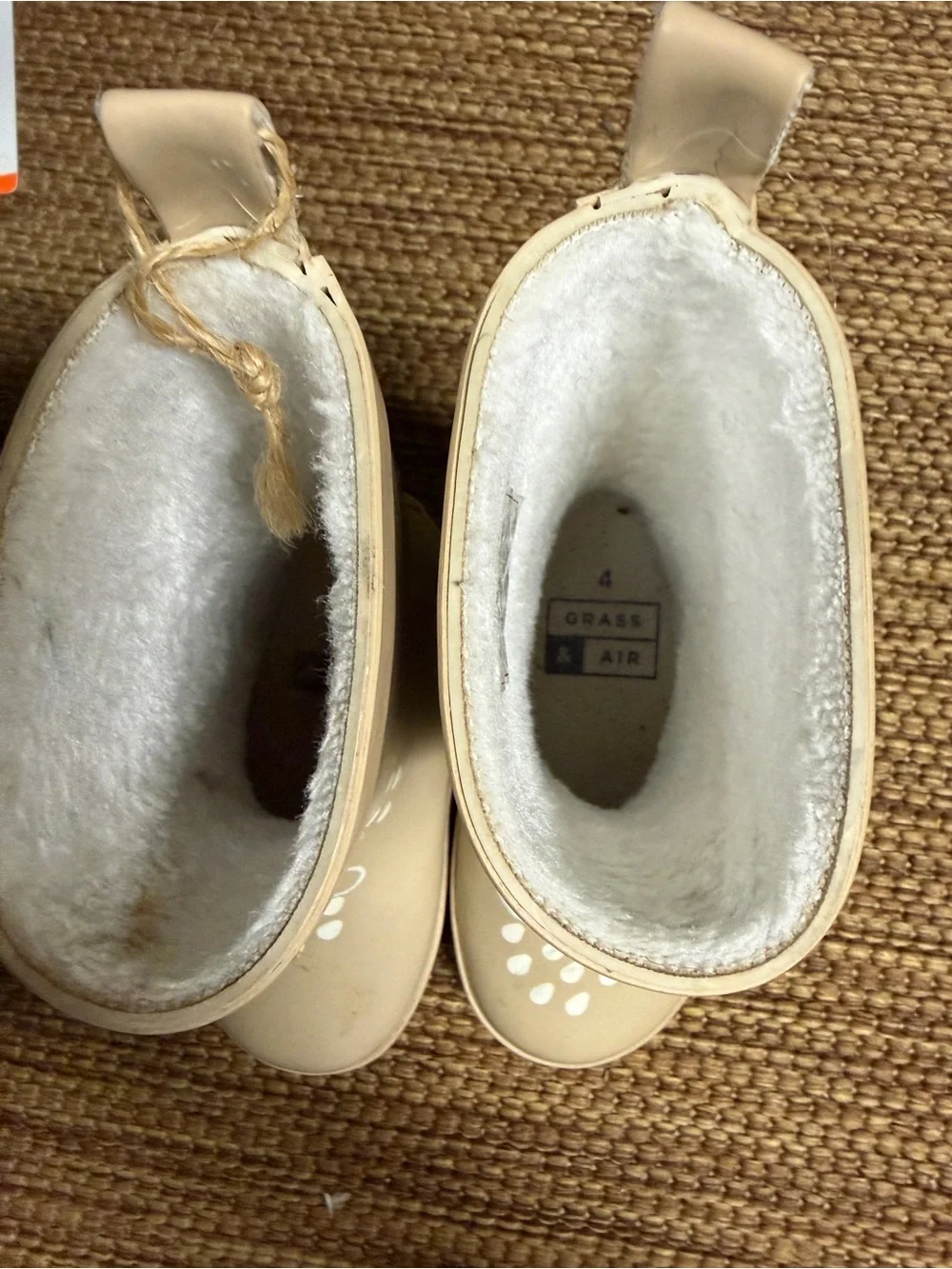 Kids Beige Rain Boots with Cloud Print and Fleece Lining